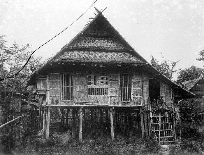 File:COLLECTIE TROPENMUSEUM Paalwoning Sulawesi TMnr 10021564.jpg