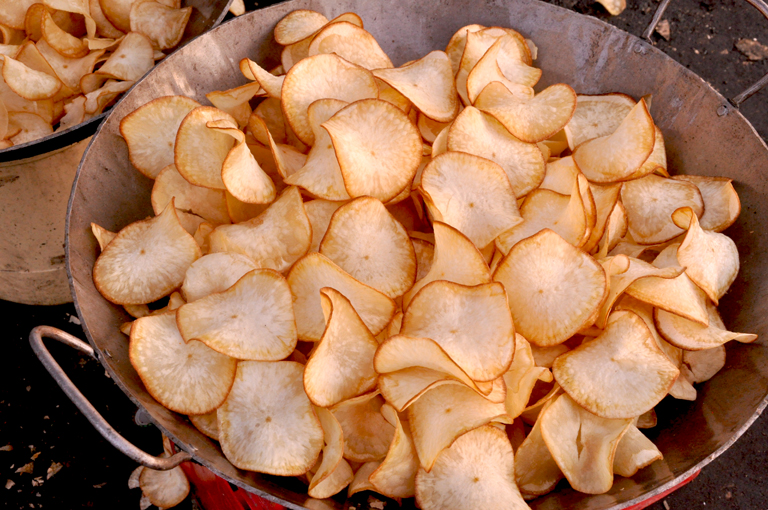 File:Deep Fried Cassava Chips.jpg