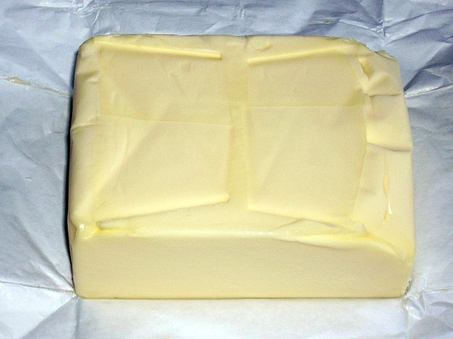 File:Butter 250 g.jpg