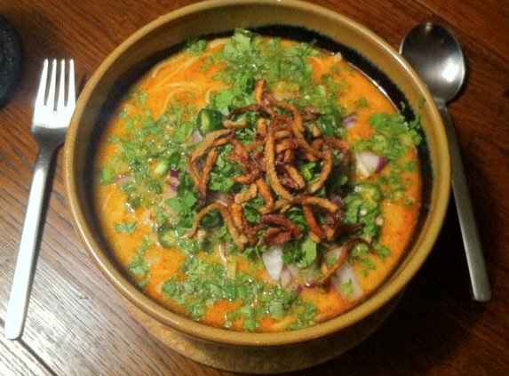 File:Khow suey.jpg