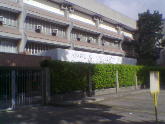 File:Angeles City Foundation.jpg