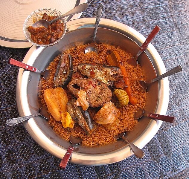 File:Thiéboudiène Boukhonk with tamarind.jpg