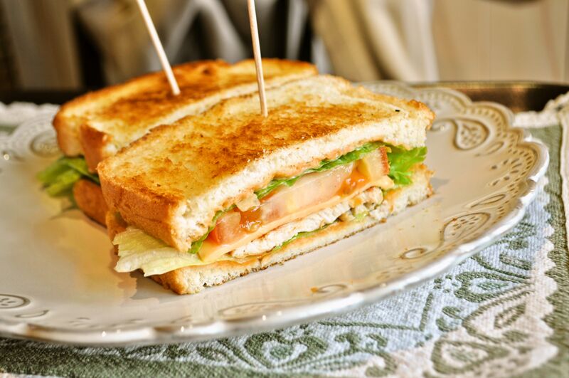 File:Chicken sandwich.jpg
