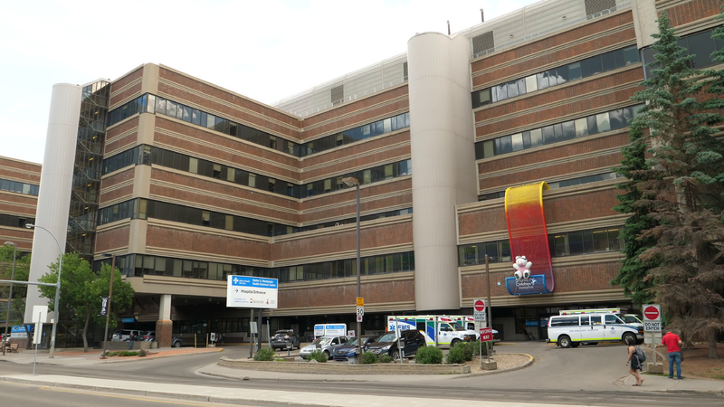 File:Stollery Children's Hospital Front.png