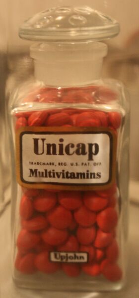 File:Unicap Upjohn.jpg
