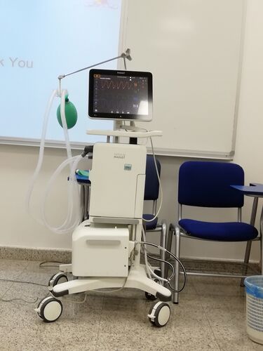 File:Mechanical ventilator.jpg