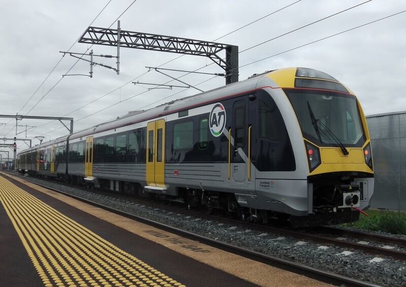 File:AMA 103 at Puhinui (cropped).jpg