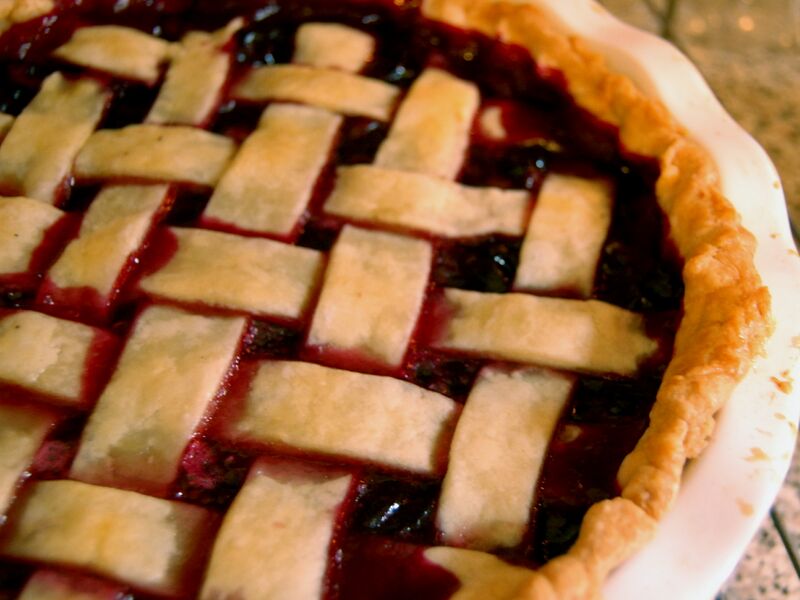 File:Grape pie.jpg
