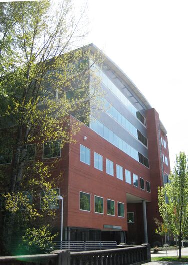 File:Salem Oregon Hospital.JPG