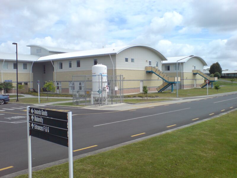 File:Waitakere Hospital Some Views II.jpg