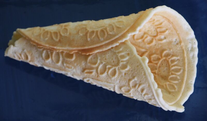 File:1krumkake.jpg