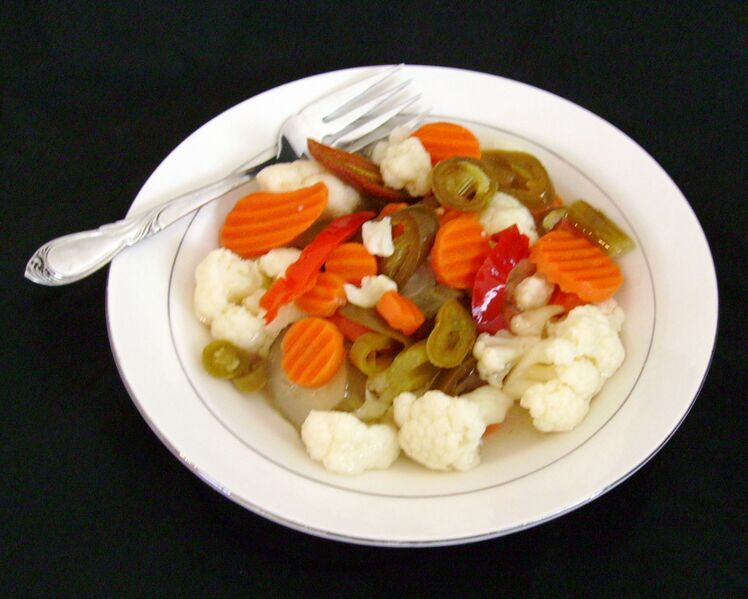 File:GiardinieraSpicy.JPG