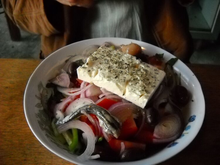 File:Greek salad.jpg