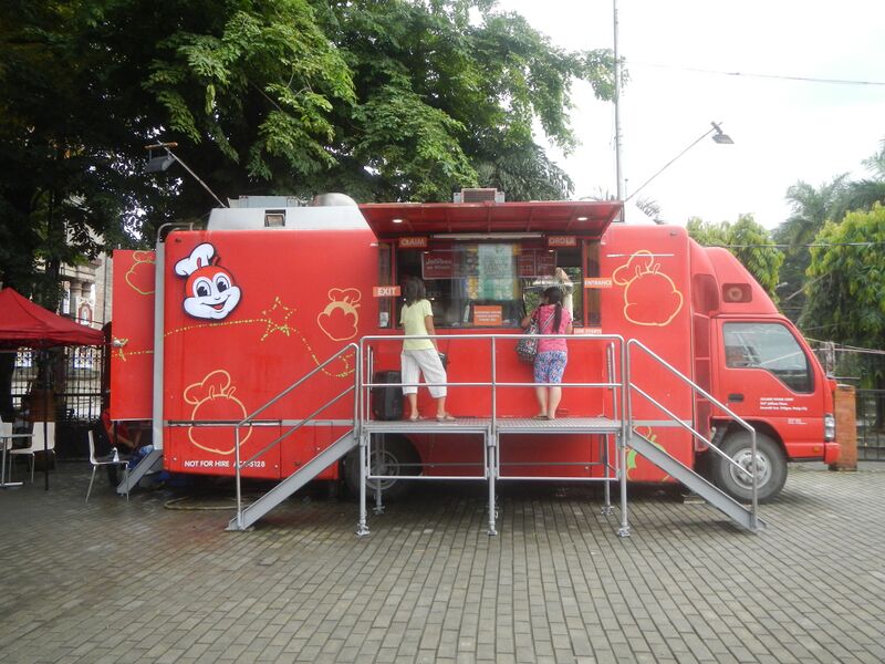 File:2816Jollibee trucks 06.jpg