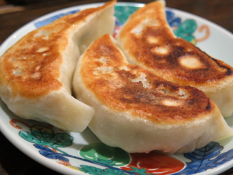 File:Gyoza.jpg