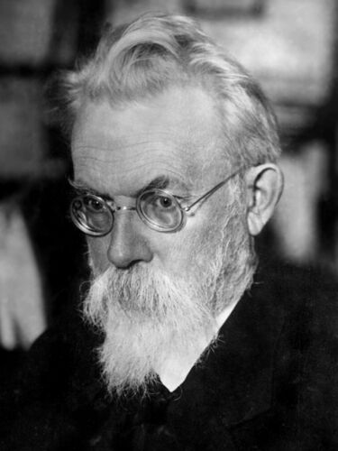 File:1934-V I Vernadsky.jpg