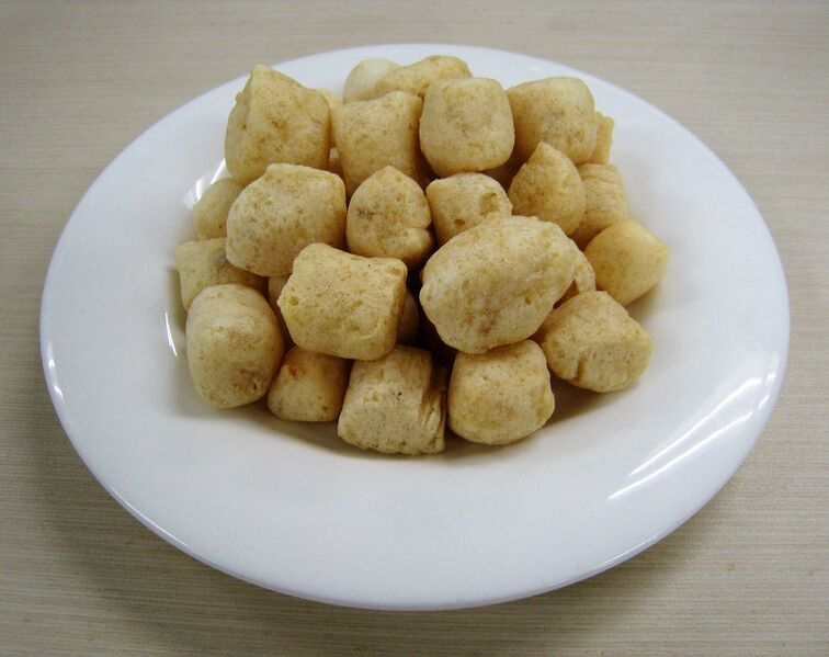File:Amplang on a plate.JPG