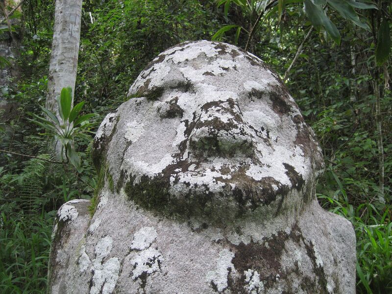 File:Tokalalaea Megalith 2007.jpg