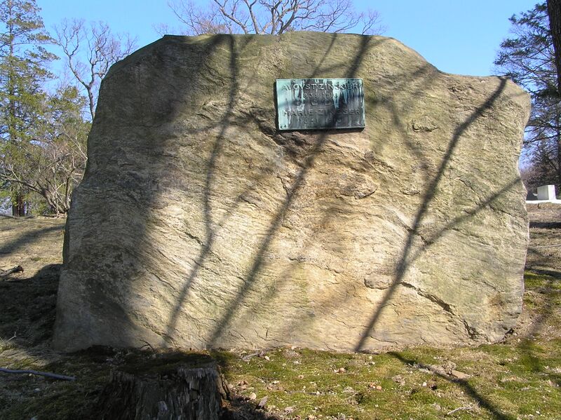 File:Hans Zinsser Gravesite.JPG