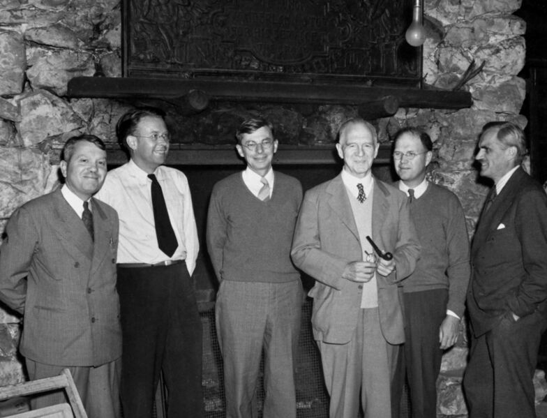 File:S1 Committee 1942.jpg